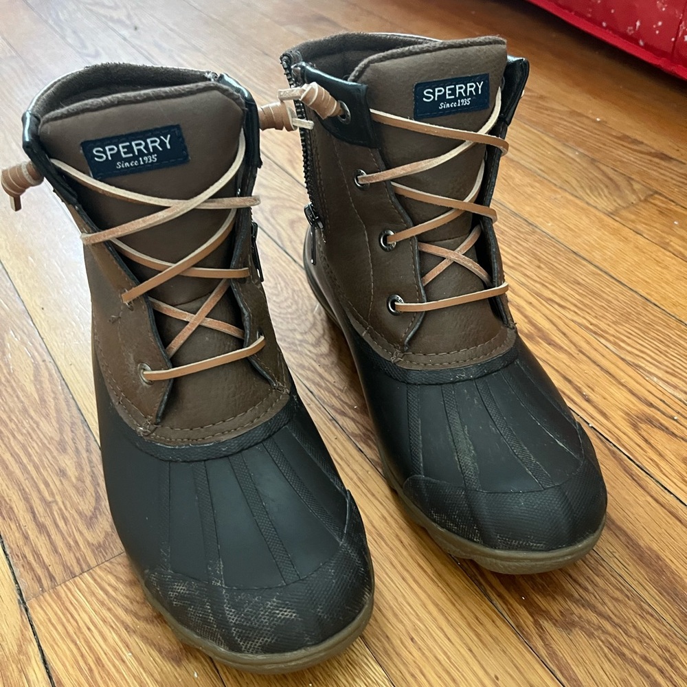 Sperry Women's Saltwater Duck Rain Boot 7 Medium
